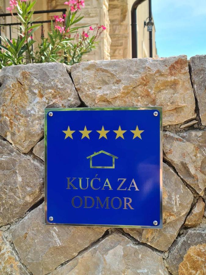Villa Lulu Kamena Villa S Maslinikom Otok Krk Dobrinj Selo Gostinjac Krk Town Extérieur photo