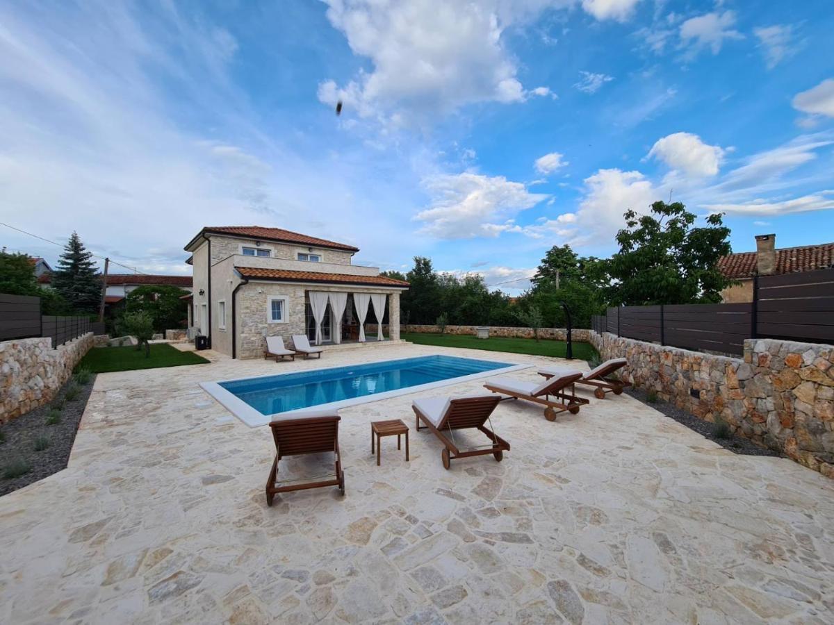 Villa Lulu Kamena Villa S Maslinikom Otok Krk Dobrinj Selo Gostinjac Krk Town Extérieur photo